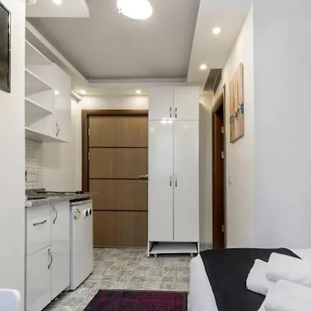 Cozy & Comfy Studio At Beyoglu - 1 Istanbul